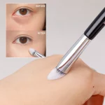 전문 삼각형 콘 메이크업 브러쉬 커버 다크 서클 파운데이션 컨실러 브러쉬 화장품 페이스 디테일 브러쉬 뷰티 도구 - 이미지 2