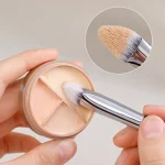 전문 삼각형 콘 메이크업 브러쉬 커버 다크 서클 파운데이션 컨실러 브러쉬 화장품 페이스 디테일 브러쉬 뷰티 도구 - 이미지 4