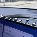 귀여운 작은 석탄 공 검은색 엘프 자동차 실내 장식 재미있는 자동차 센터 콘솔 백미러 장식품 14개 (차량용) - 이미지 5