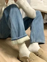 두꺼운 양털 안감 스트레이트 레그 청바지 여성용 하이 웨이스트 슬리밍 벨 바닥 플러스 사이즈 겨울 세련된 트렌디 데님 바지 - 이미지 5