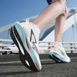 러닝화 카본 보드 전문 마라톤 남성 스포츠 통기성 경량 여성용 편안한 운동화 미끄럼 방지 스니커즈 - 이미지 4